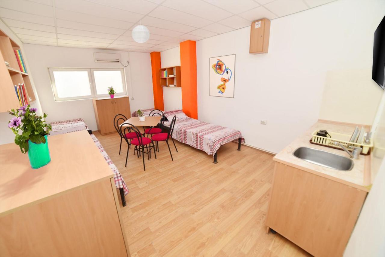 Hiljadnikov Apartments Štip Esterno foto
